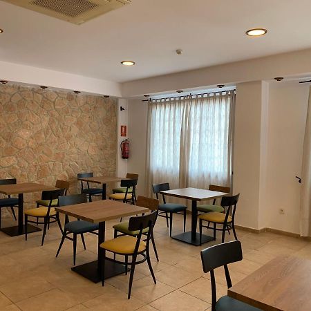Hostal Rosalia Sant Antoni de Portmany Exterior foto