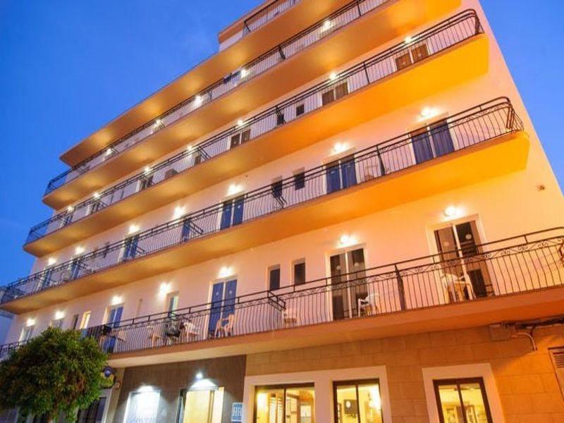 Hostal Rosalia Sant Antoni de Portmany Exterior foto